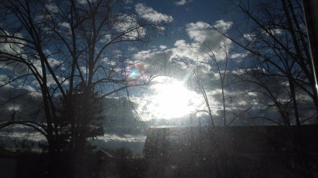 Gomolyfelhők játéka 2017 márc. elején